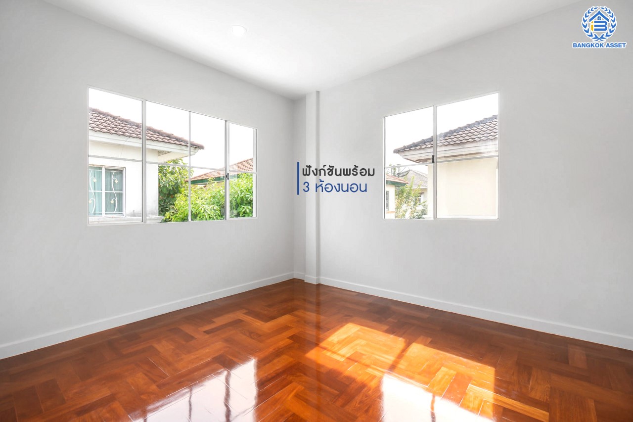 บ้านมือสองตกแต่งใหม่ แบรนด์ LH ม.มัณฑนา พุทธมณฑล-ปิ่นเกล้า หลังมุม เนื้อที่ 66.7 ตร.ว. ฟังก์ชันจัดเต็ม 3 ห้องนอน 3 ห้องน้ำ จอดรถได้ 2 คัน Facilities ครบครัน! บนทำเลดีที่สุด ใกล้ทางคู่ขนานลอยฟ้าบรมราชชนนี เชื่อมต่อถนนหลักหลายเส้นสาย, ม.มหิดล, เซ็นทรัลศาลายา ฯลฯ